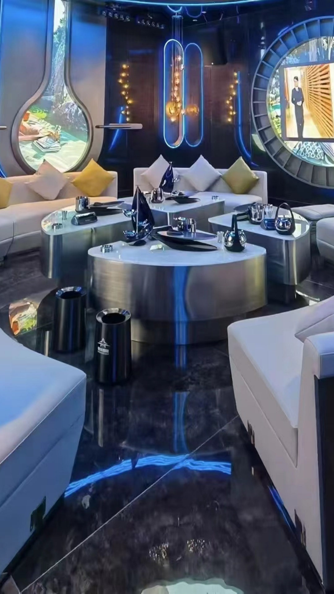 豪华包厢内部环境